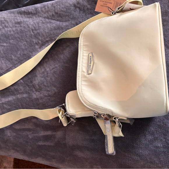 Pastel green Steve Madden purse - Picture 1 of 1